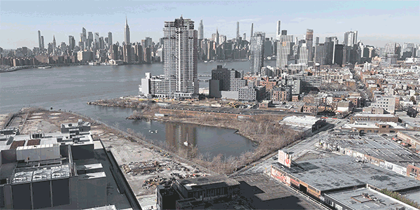 Three visioned phases of 40 Quay next to Bushwick Inlet